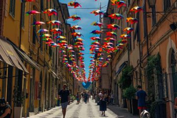 Pietrasanta, viaggio nella “Piccola Atene” della Versilia